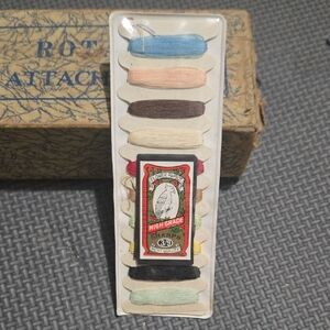 Sealed Vintage Thread with Flower Parrot High Grade Sharps